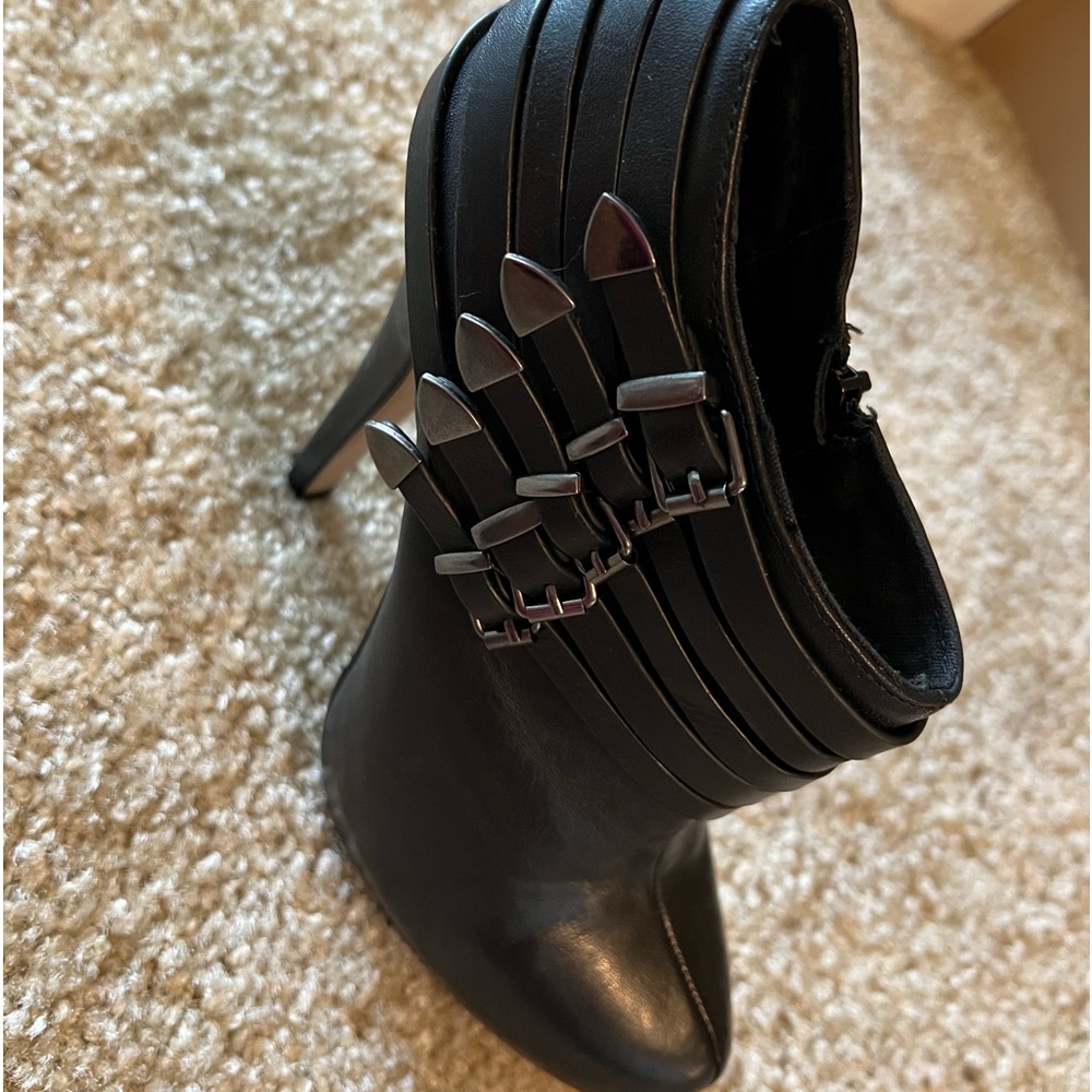 Aldo heel booties brand new never worn